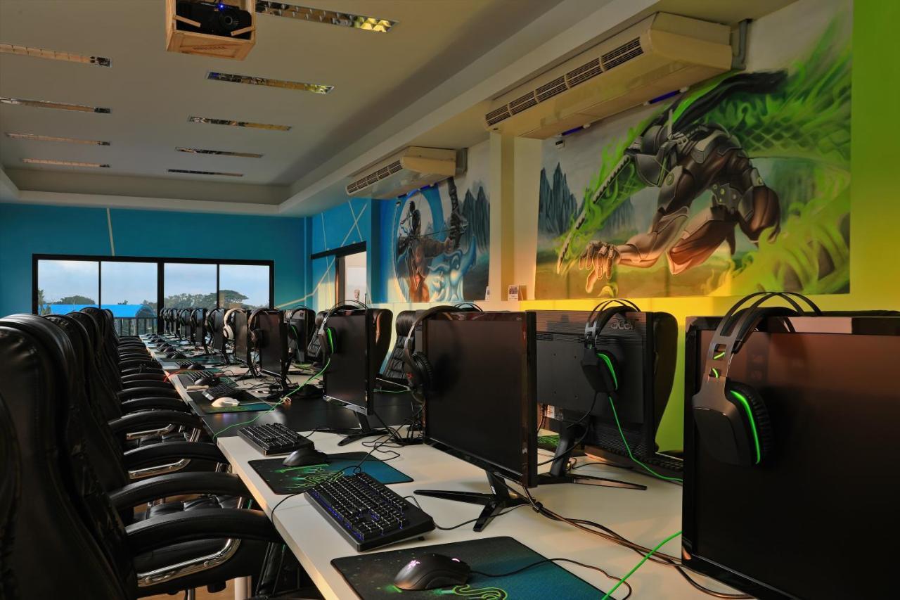 Gamers Paradise Hotel Chalong Dış mekan fotoğraf
